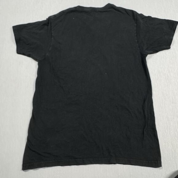 Jaws Shirt Vintage Poster Version Robert Shaw Roy Scheider Quint Sz Medium - Picture 3 of 5